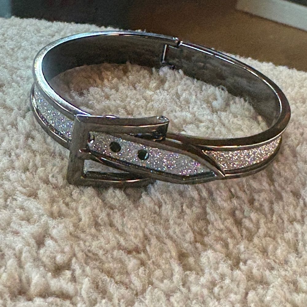 Sparle Gun Metal Bracelet